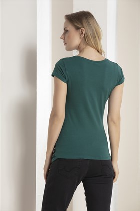 Gör&Sin Pencereden Bakan Hamile Tişörtü Yeşil